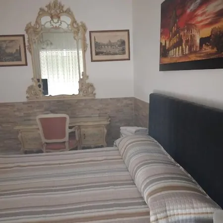 Dal Pontefice Oda ve Kahvaltı 4*